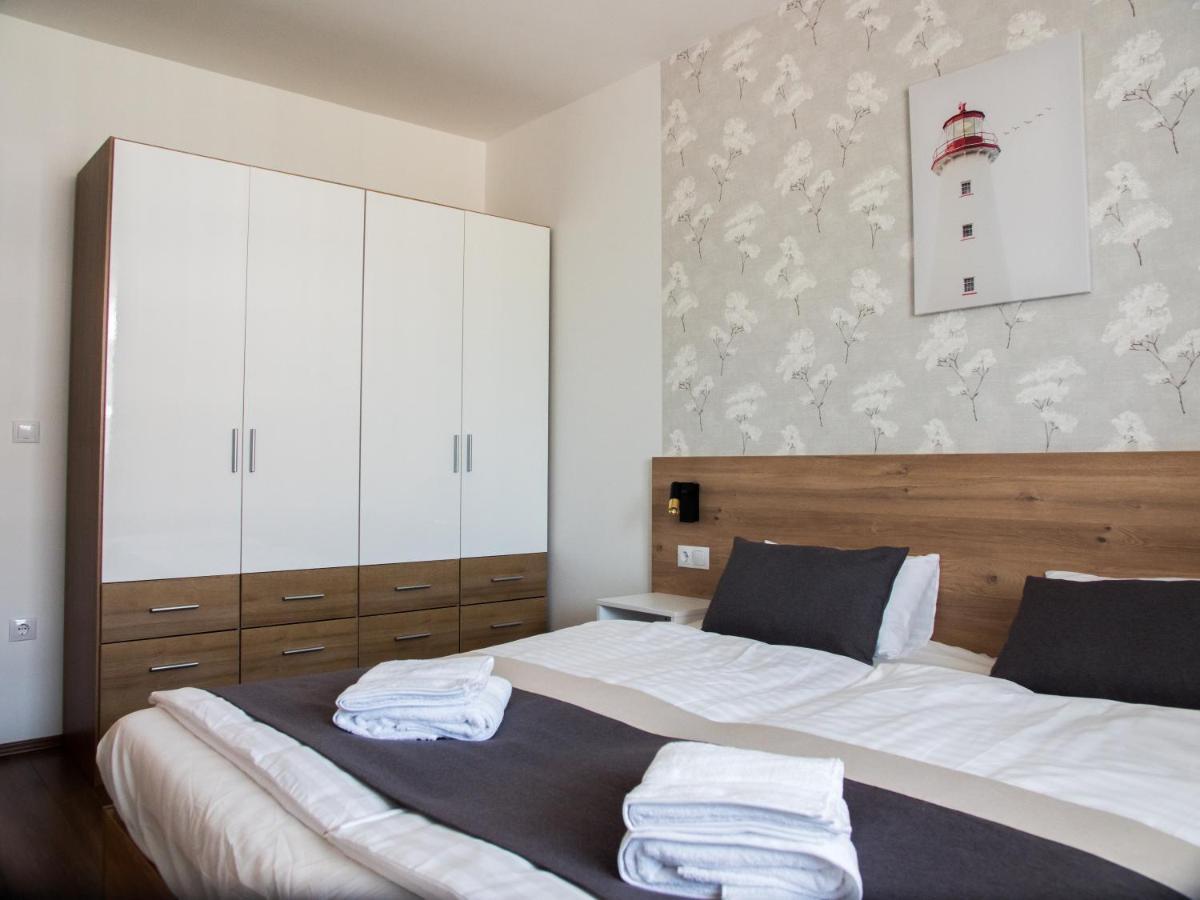 Lelle Resort B20 Балатонлеле Екстериор снимка