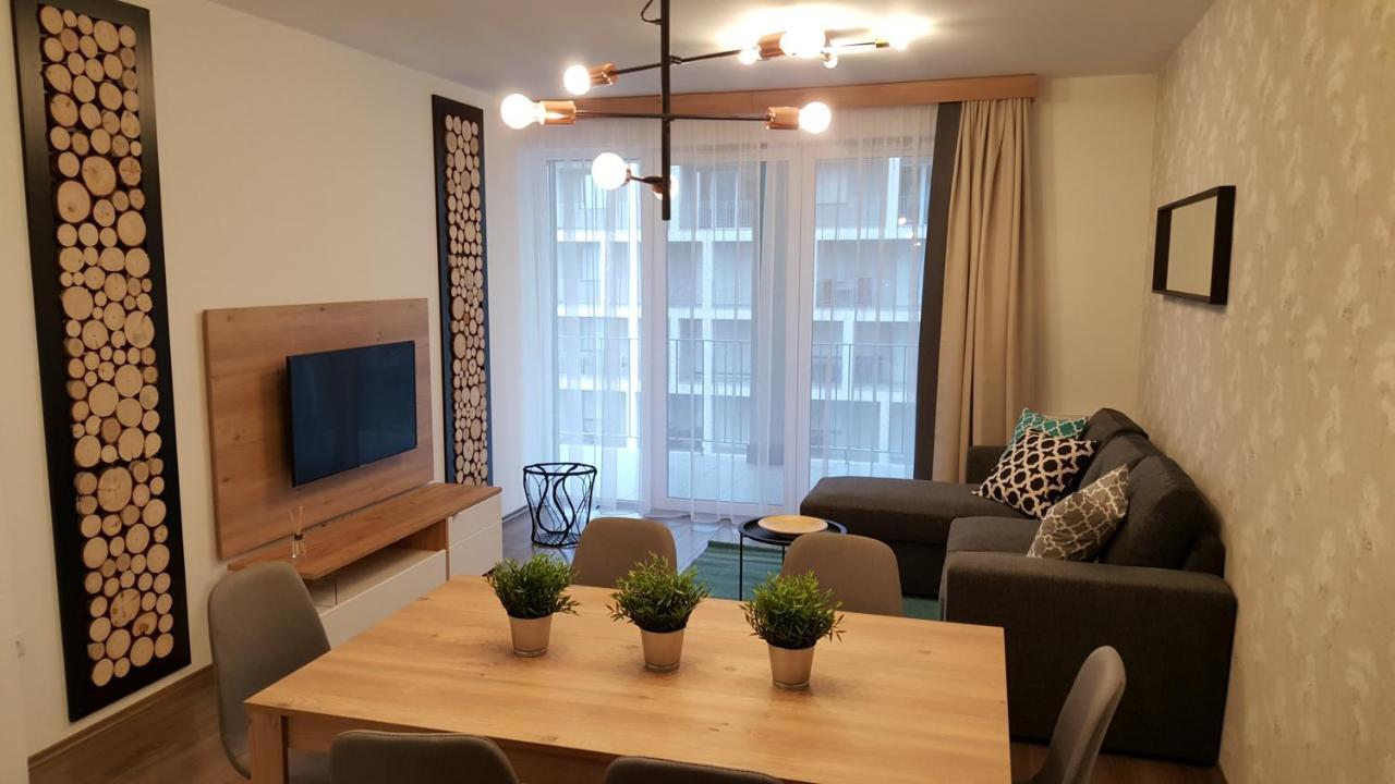 Lelle Resort B20 Балатонлеле Екстериор снимка
